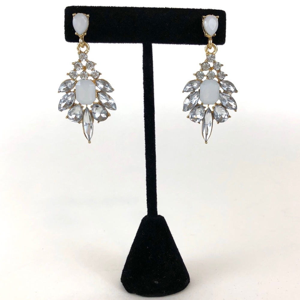 SALE 👀 Crystal Studded Statement Drop Earrings - Picture 3 of 7